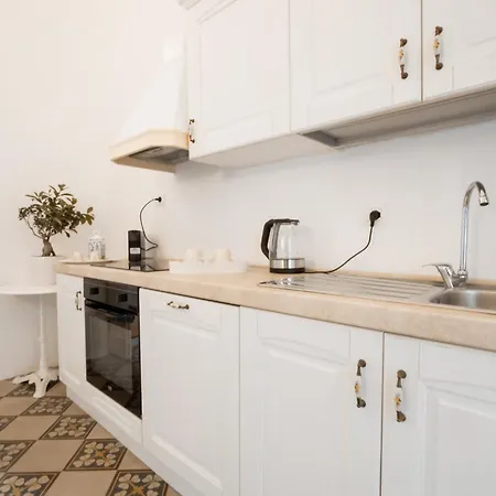 Shabby Chic * Bari