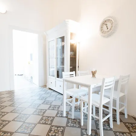 Shabby Chic Apartment